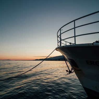 Entre a âncora e o mar